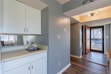 Updated 2 bedroom, 2 bath condo in the heart of Lake Ozark on Seasons Ridge At Four Seasons in Missouri - for sale on GolfHomes.com, golf home, golf lot