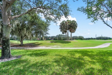 Immaculate and gorgeous 3 Bedroom, 2.5 Bath home in Lakeridge on Westchester Golf and Country Club in Florida - for sale on GolfHomes.com, golf home, golf lot