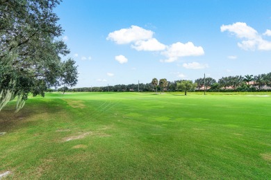 Immaculate and gorgeous 3 Bedroom, 2.5 Bath home in Lakeridge on Westchester Golf and Country Club in Florida - for sale on GolfHomes.com, golf home, golf lot