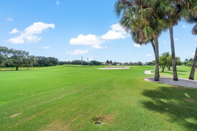 Immaculate and gorgeous 3 Bedroom, 2.5 Bath home in Lakeridge on Westchester Golf and Country Club in Florida - for sale on GolfHomes.com, golf home, golf lot