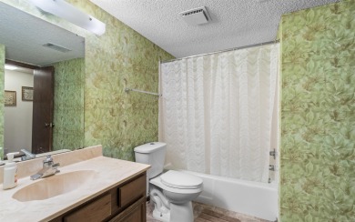 3 Bedroom WATERFRONT townhome on Lake DeSoto! Enjoy Sunsets from on DeSoto Golf Course in Arkansas - for sale on GolfHomes.com, golf home, golf lot