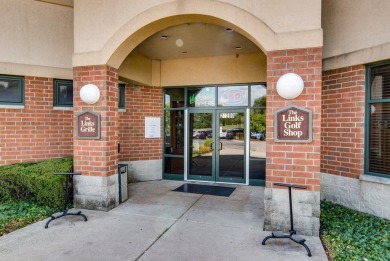 This is a 55+ community. The Sun Valley is one of the largest on The Links at Carillon in Illinois - for sale on GolfHomes.com, golf home, golf lot