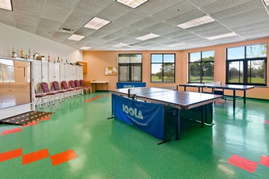 This is a 55+ community. The Sun Valley is one of the largest on The Links at Carillon in Illinois - for sale on GolfHomes.com, golf home, golf lot