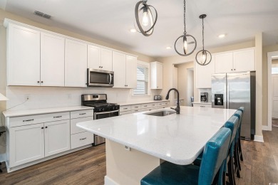 This beautiful 3-bedroom, 2.5-bath home is in the on Arrowhead Country Club in South Carolina - for sale on GolfHomes.com, golf home, golf lot