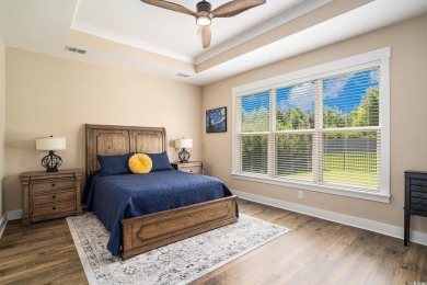 This beautiful 3-bedroom, 2.5-bath home is in the on Arrowhead Country Club in South Carolina - for sale on GolfHomes.com, golf home, golf lot