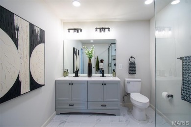 STUNNING MID-CENTURY RANCH - FULLY RENOVATED FOR MODERN LIVING! on Ruth Park Municipal Golf Course in Missouri - for sale on GolfHomes.com, golf home, golf lot