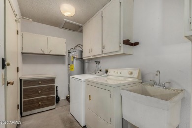 Fantastic opportunity in the desirable Palm Grand community of on Sun City-Willow Creek / Willow Brook  in Arizona - for sale on GolfHomes.com, golf home, golf lot
