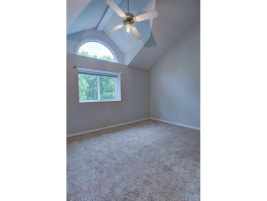 Must see this lovely condo in South HSV!  1900+ ft2, 3BR 2.5 BA on Becky Peirce Municipal Golf Course in Alabama - for sale on GolfHomes.com, golf home, golf lot