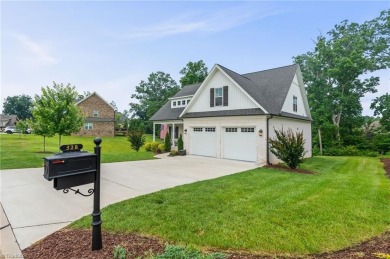 Like-new home in the highly sought after Meadowlands Golf Course on Meadowlands Golf Club in North Carolina - for sale on GolfHomes.com, golf home, golf lot