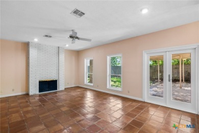 Welcome to an extraordinary home in the heart of Victoria's on Victoria Country Club in Texas - for sale on GolfHomes.com, golf home, golf lot