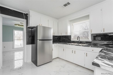 Bright, open, and beautifully refreshed in highly desirable on Cottonwood Golf Club in Alabama - for sale on GolfHomes.com, golf home, golf lot