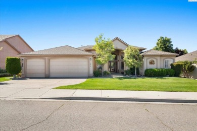 MLS# 283952 This lovely one owner home in Canyon Lakes has no on Canyon Lakes Golf Course in Washington - for sale on GolfHomes.com, golf home, golf lot
