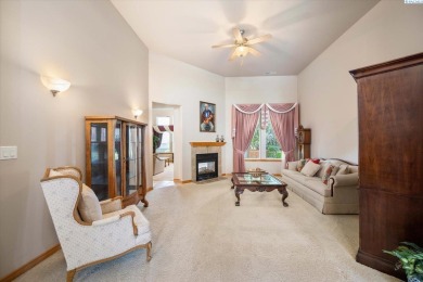 MLS# 283952 This lovely one owner home in Canyon Lakes has no on Canyon Lakes Golf Course in Washington - for sale on GolfHomes.com, golf home, golf lot