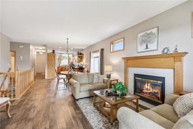 Beautifully maintained detached townhome located in the on The Ponds Golf Club in Minnesota - for sale on GolfHomes.com, golf home, golf lot