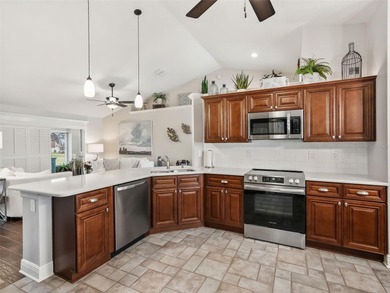 WELCOME TO A MAGNIFICENT THREE BEDROOM TWO BATH *TURNKEY* GOLF on Stonecrest Golf and Club Club in Florida - for sale on GolfHomes.com, golf home, golf lot