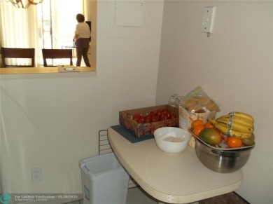 LOVELY 2 BEDROOM 2 BATH CONDO IN FABULOUS SUNRISE LAKES PHASE 3 on Sunrise Lakes Phase III in Florida - for sale on GolfHomes.com, golf home, golf lot