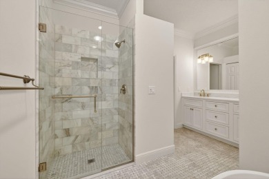 Stunning, Fully Renovated Golf Course Retreat!Located in one of on Gator Trace Golf and Country Club in Florida - for sale on GolfHomes.com, golf home, golf lot