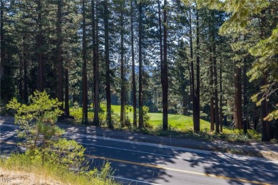 This custom 5-bed, 4.5-bath, 2,924 sqft Lake Tahoe home offers on Incline Village Golf Course in Nevada - for sale on GolfHomes.com, golf home, golf lot