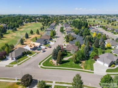 Tucked near Sage Lakes Golf Course, this timeless home offers a on Sage Lakes Municipal Golf Course in Idaho - for sale on GolfHomes.com, golf home, golf lot