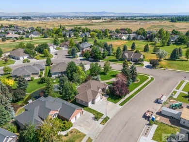 Tucked near Sage Lakes Golf Course, this timeless home offers a on Sage Lakes Municipal Golf Course in Idaho - for sale on GolfHomes.com, golf home, golf lot