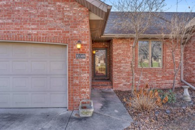 This is a meticulously maintained, all brick, walk-out basement on Horton Smith Golf Course in Missouri - for sale on GolfHomes.com, golf home, golf lot