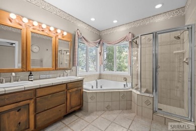 Tucked near Sage Lakes Golf Course, this timeless home offers a on Sage Lakes Municipal Golf Course in Idaho - for sale on GolfHomes.com, golf home, golf lot