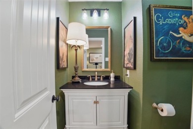 Stunning Renovated Townhome in Ridglea Country Club Estates!

 on Ridglea Golf Course in Texas - for sale on GolfHomes.com, golf home, golf lot