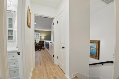 Stunning Renovated Townhome in Ridglea Country Club Estates!

 on Ridglea Golf Course in Texas - for sale on GolfHomes.com, golf home, golf lot