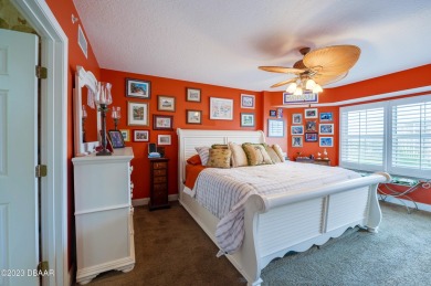 Spacious 2-bedroom 2 bath condo with open floor plan is perfect on Harbour Village Golf and Yacht Club in Florida - for sale on GolfHomes.com, golf home, golf lot
