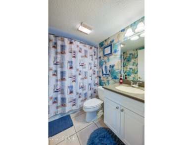 Spacious 2-bedroom 2 bath condo with open floor plan is perfect on Harbour Village Golf and Yacht Club in Florida - for sale on GolfHomes.com, golf home, golf lot