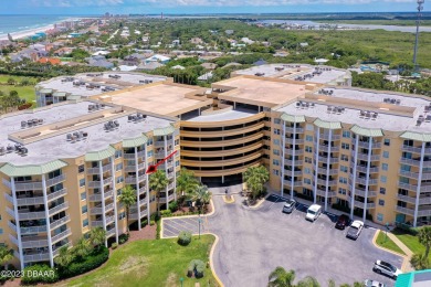 Spacious 2-bedroom 2 bath condo with open floor plan is perfect on Harbour Village Golf and Yacht Club in Florida - for sale on GolfHomes.com, golf home, golf lot