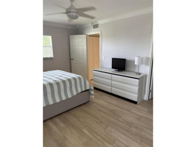 :Priced to sell! This light and bright upgraded 1 bedroom unit on Kings Point Golf -Flanders Way in Florida - for sale on GolfHomes.com, golf home, golf lot