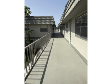 :Priced to sell! This light and bright upgraded 1 bedroom unit on Kings Point Golf -Flanders Way in Florida - for sale on GolfHomes.com, golf home, golf lot