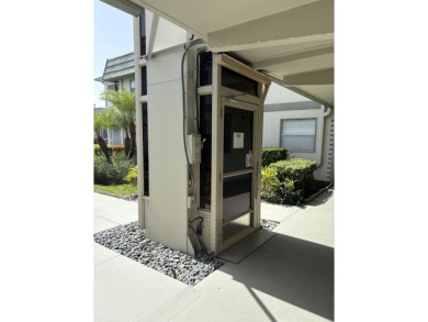 :Priced to sell! This light and bright upgraded 1 bedroom unit on Kings Point Golf -Flanders Way in Florida - for sale on GolfHomes.com, golf home, golf lot