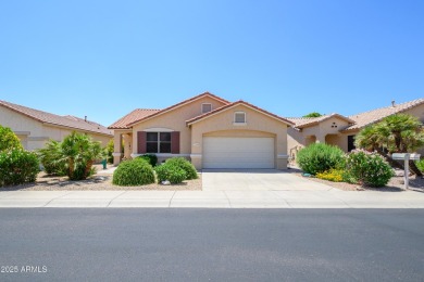 Welcome Home to this 1270 sq/ft home. This Arcadia model has a on Arizona Traditions Golf Club in Arizona - for sale on GolfHomes.com, golf home, golf lot