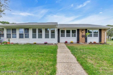 Completely upgraded with new kitchen cabinets, granite counter on Leisure Village West Assoc. in New Jersey - for sale on GolfHomes.com, golf home, golf lot