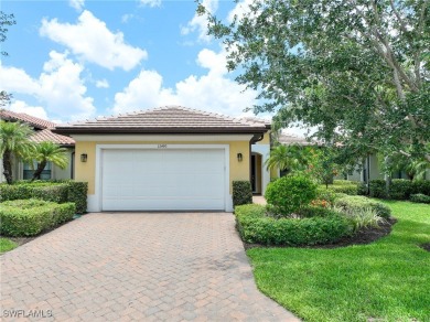 Welcome to this meticulously maintained, ONE OWNER home in on Gateway Golf and Country Club in Florida - for sale on GolfHomes.com, golf home, golf lot