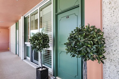 Completely renovated and spacious 2BR/2.5BA corner unit in the on Everglades Club in Florida - for sale on GolfHomes.com, golf home, golf lot