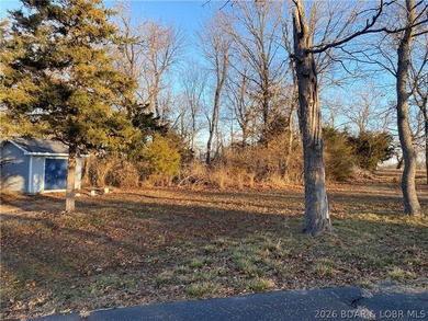 Prime 5-Acre Development Opportunity! This 5-acre parcel on Seasons Ridge At Four Seasons in Missouri - for sale on GolfHomes.com, golf home, golf lot