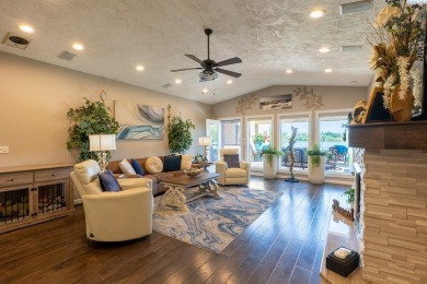 MLS# 284045 Experience sophisticated riverfront living in this on Columbia Point Golf Course in Washington - for sale on GolfHomes.com, golf home, golf lot