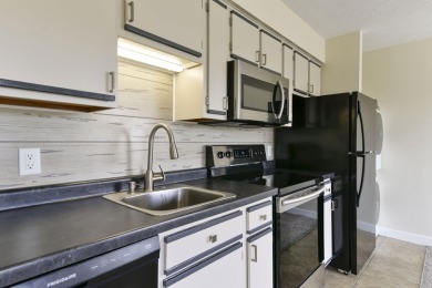 Welcome to easy living in the heart of Branson! This charming on Pointe Royale Village Country Club in Missouri - for sale on GolfHomes.com, golf home, golf lot