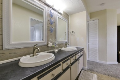 Welcome to easy living in the heart of Branson! This charming on Pointe Royale Village Country Club in Missouri - for sale on GolfHomes.com, golf home, golf lot