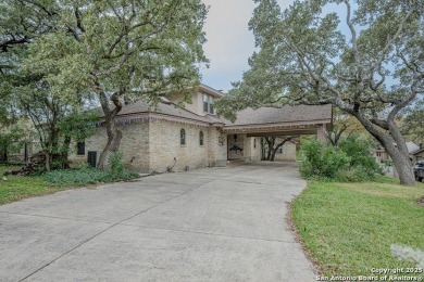 Exquisite home nestled in the prestigious community of Fair Oaks on Fair Oaks Ranch Golf and Country Club in Texas - for sale on GolfHomes.com, golf home, golf lot