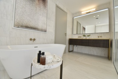 Experience refined luxury in this exclusive 396 m2 apartment on  in  - for sale on GolfHomes.com, golf home, golf lot