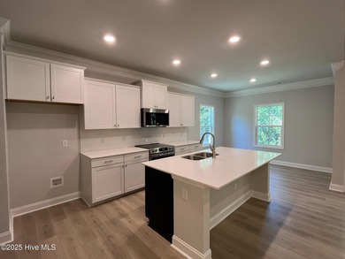 New home in Palmetto Creek. The 1709 plan features 3 bedrooms on Lennon Hills Golf Course in North Carolina - for sale on GolfHomes.com, golf home, golf lot