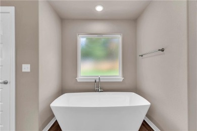Welcome to this beautiful three-bedroom, two-bathroom new on Holiday Island Executive Golf Course in Arkansas - for sale on GolfHomes.com, golf home, golf lot