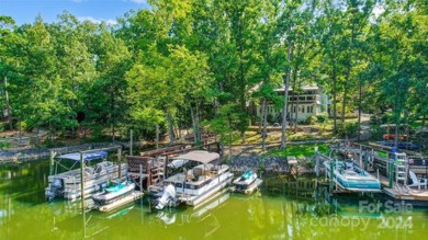 Don't miss this hard to find waterfront home at this price in on River Hills Country Club in South Carolina - for sale on GolfHomes.com, golf home, golf lot