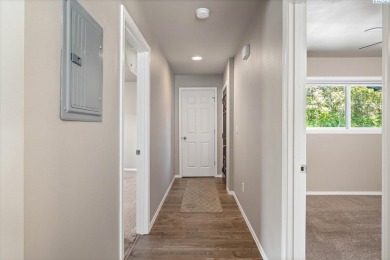MLS# 284092 Nicely remodeled Co-op condo a short walk away from on Tri-City Country Club in Washington - for sale on GolfHomes.com, golf home, golf lot