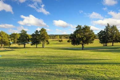 Located just 2 miles from Bull Shoals Lake in Diamond City on Diamond Hills Country Club in Arkansas - for sale on GolfHomes.com, golf home, golf lot