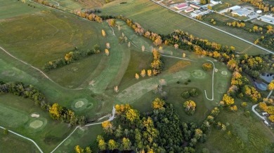 Located just 2 miles from Bull Shoals Lake in Diamond City on Diamond Hills Country Club in Arkansas - for sale on GolfHomes.com, golf home, golf lot